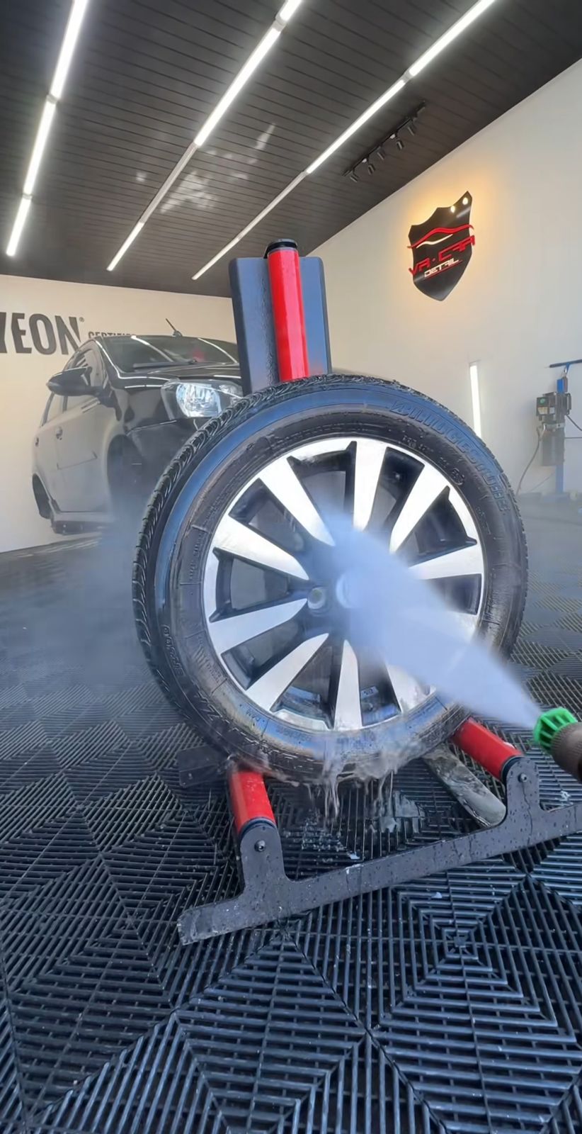 Carro esportivo preto